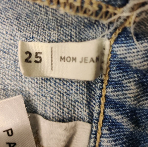 Pacsun light wash denim with embroidered flowers size 25 - Picture 5 of 5